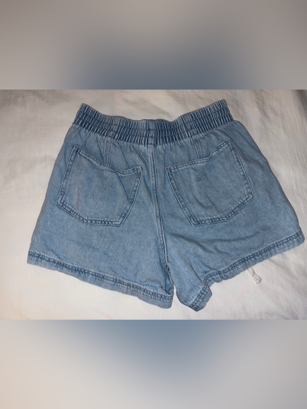 Target Universal thread shorts - Picture 2 of 3